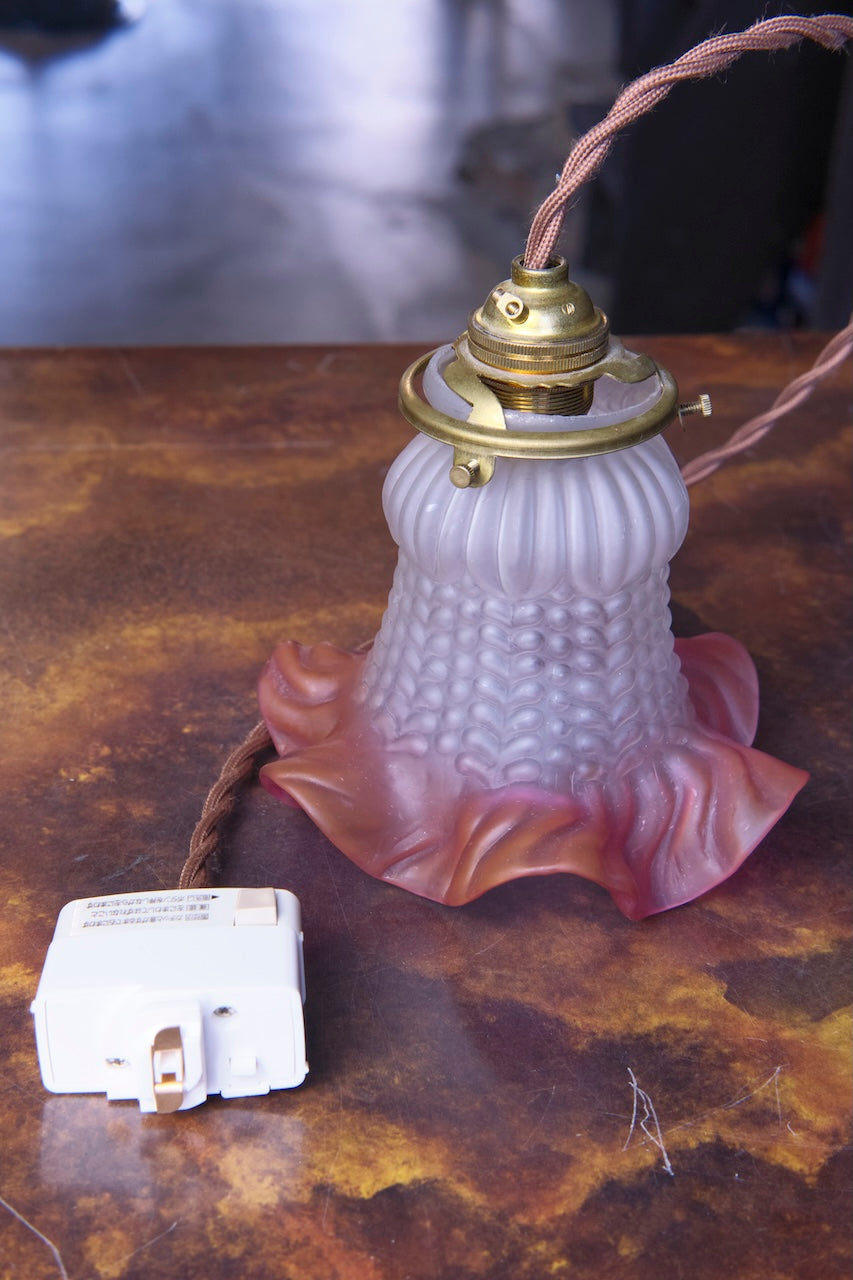 ART DECO FRENCH GLASS FRILLS SHADE