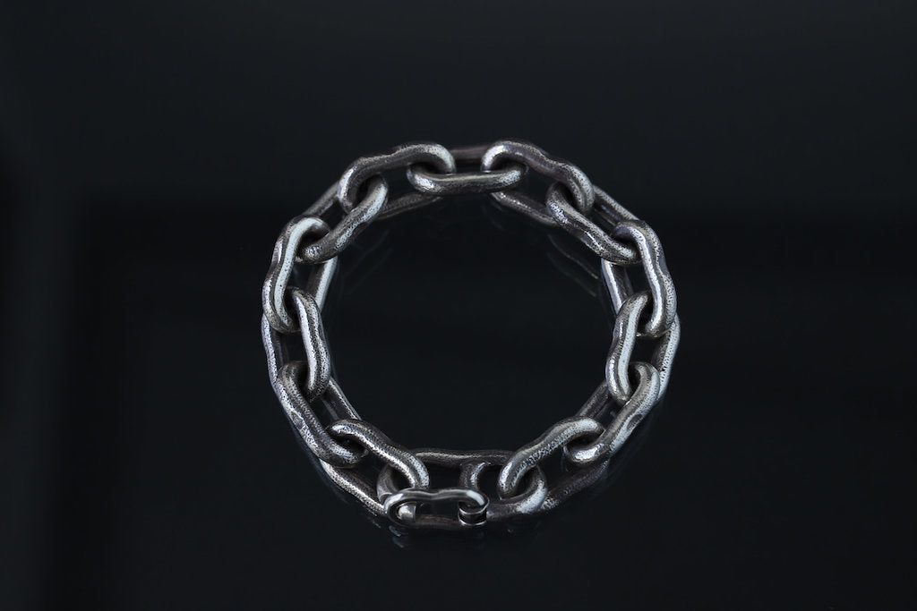 LYNCH SILVER SMITH DOGBONE(S) BRACELET – grandguignol