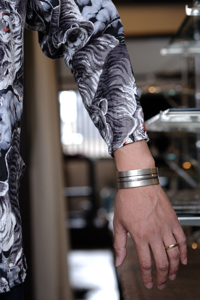 JAKES FAKS CHASING LINE BANGLE