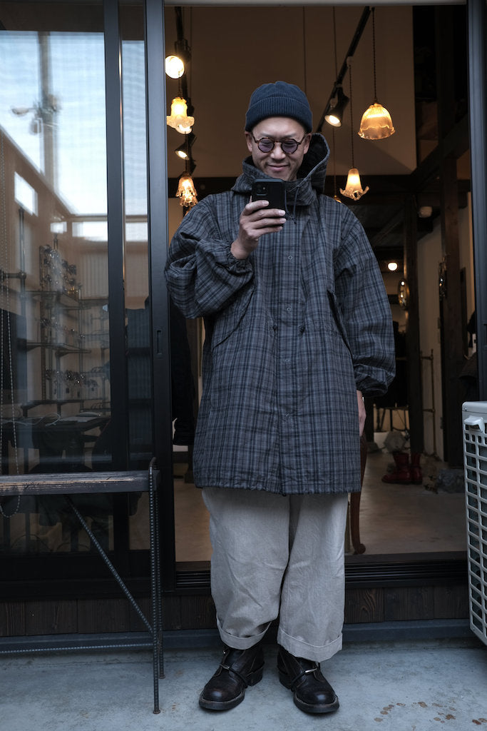 BLACK SIGN BRITISH OILED COTTON GB CHECK DEVIL DOGS COAT