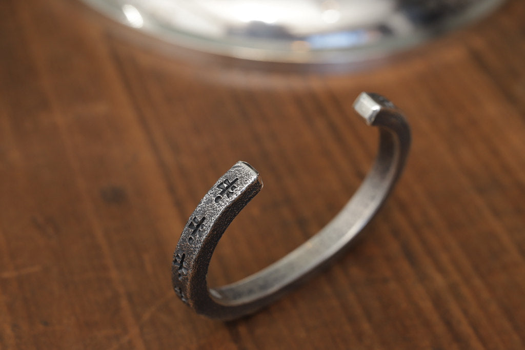 HARRISON JIM TUFA CAST BANGLE
