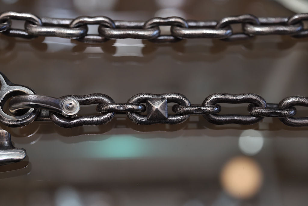 LYNCH SILVER SMITH KNUCKLE DOGBONE WALLET CHAIN