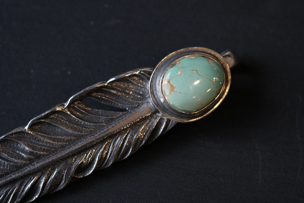 LYNCH SILVER SMITH FEATHER(M) ROY STONE