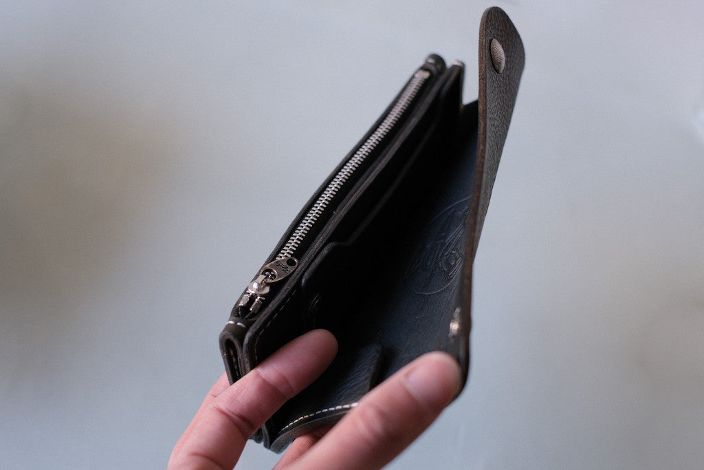 LYNCH SILVER SMITH MINERVA BOX BIKER WALLET