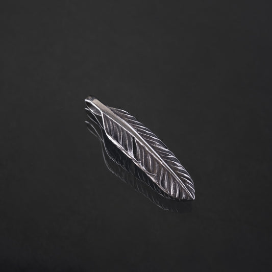 LYNCH SILVER SMITH FEATHER (S)