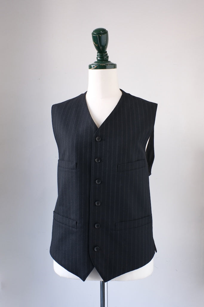 BLACK SIGN MAYFAIR STRIPE BUTLER SUITS