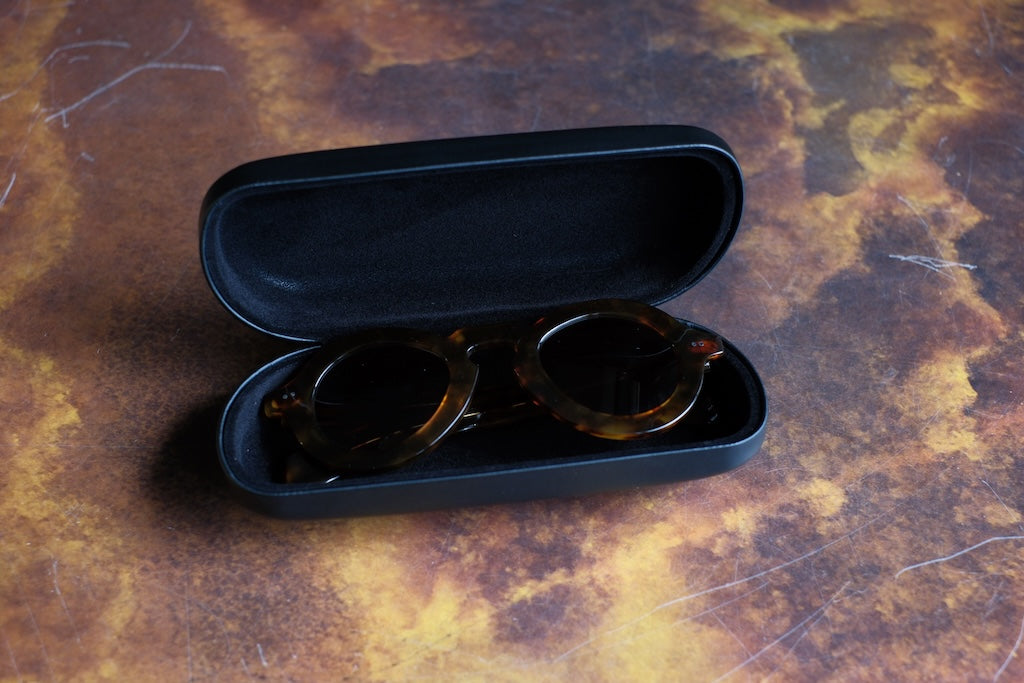 EXTRA BIG SUNGLASSES CASE