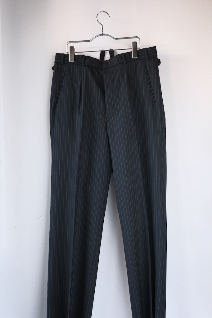 BLACK SIGN DOUBLE BREASTED SUITS STRIPE