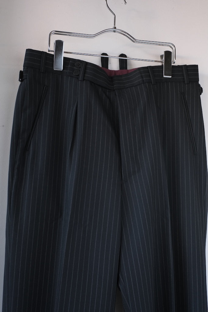 BLACK SIGN DOUBLE BREASTED SUITS STRIPE