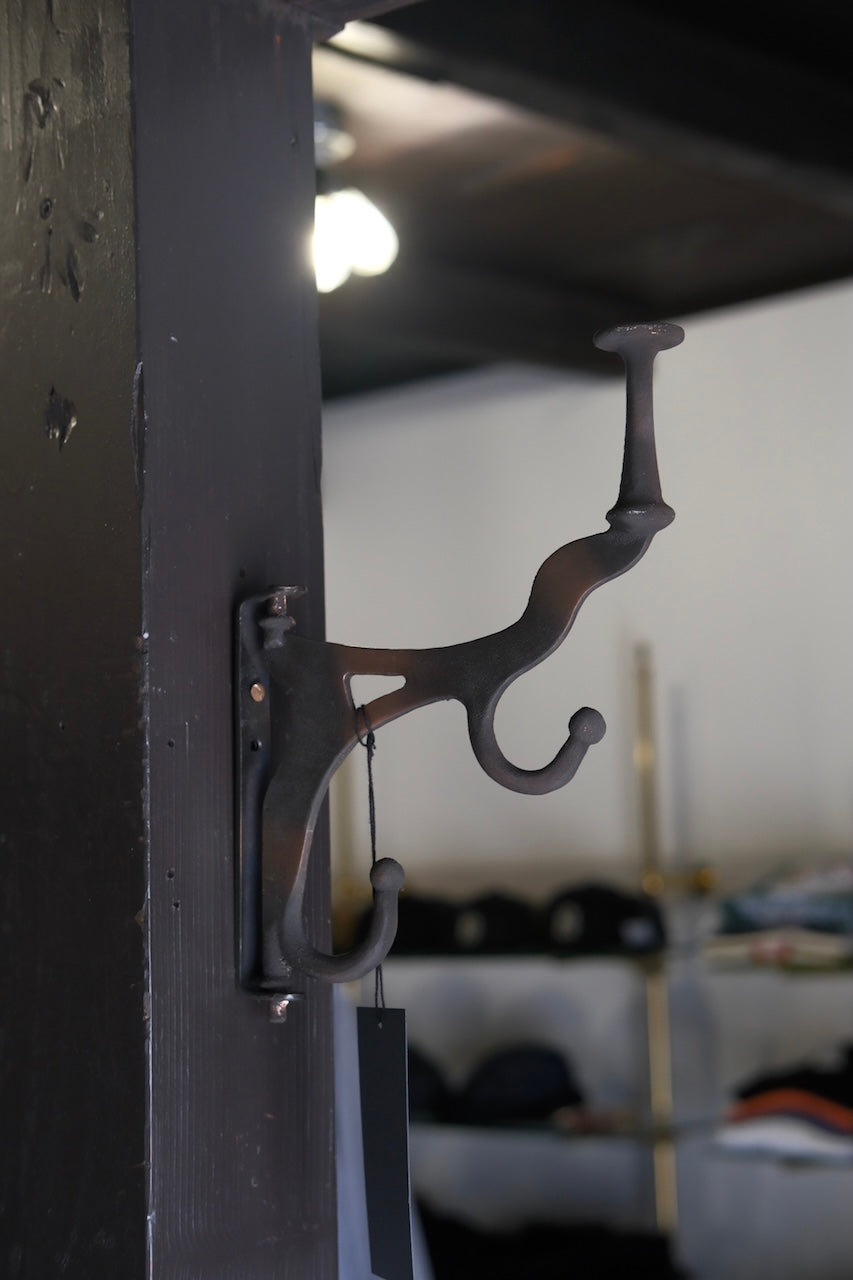 BLACK SMITH WALL HANGER WH-1
