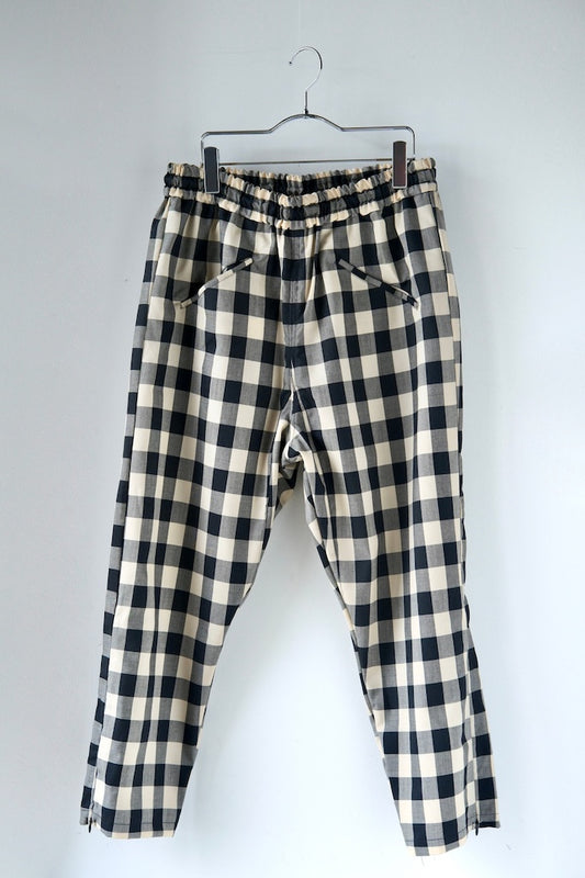 BLACK SIGN CHEERFUL CLOWN PANTS