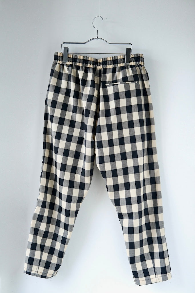 BLACK SIGN CHEERFUL CLOWN PANTS