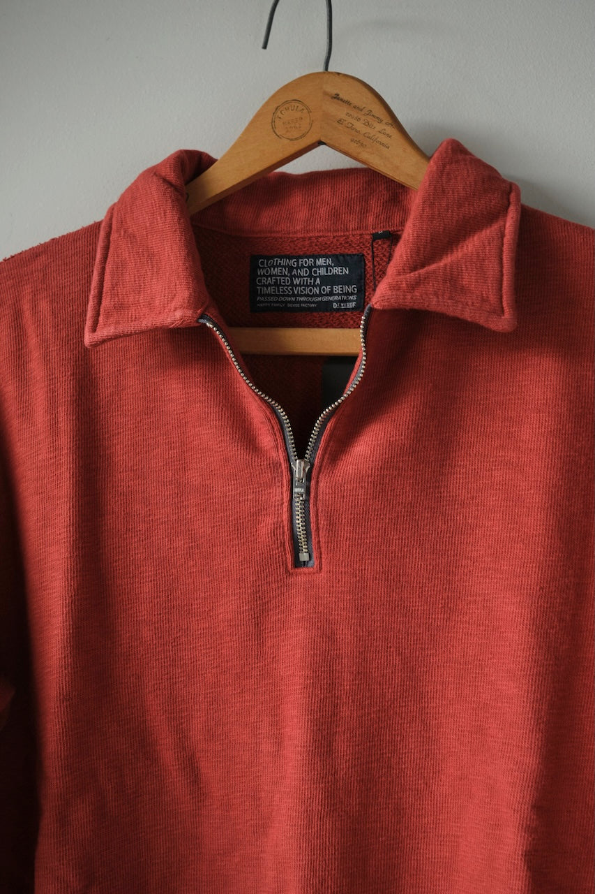 DEVISE FACTORY HALF ZIP SWEATSHIRT