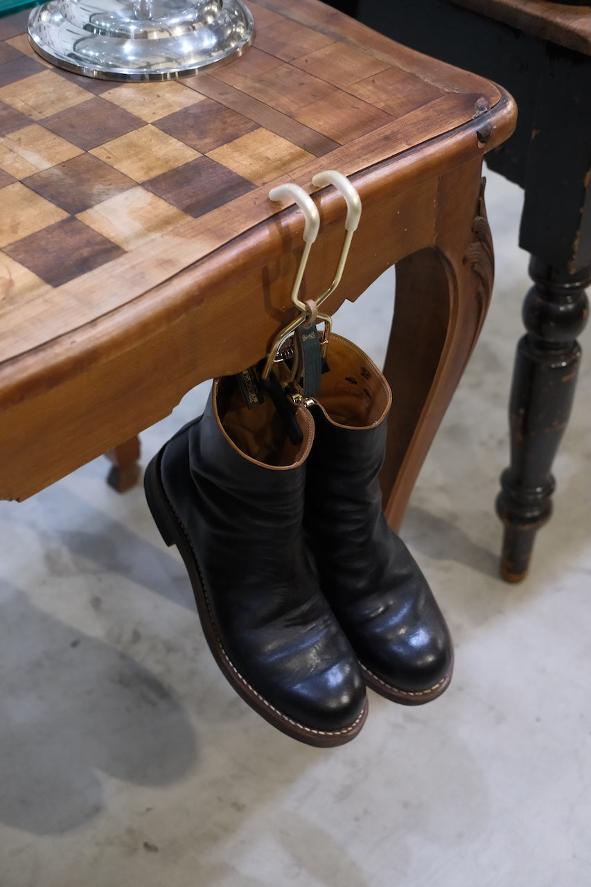 ROLLING DUB TRIO BOOTS HANGER