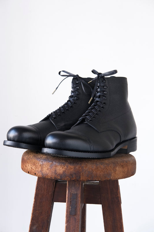 BLACK SIGN EMBOSSED CALF ARMY LAST MIDCUT DRESS