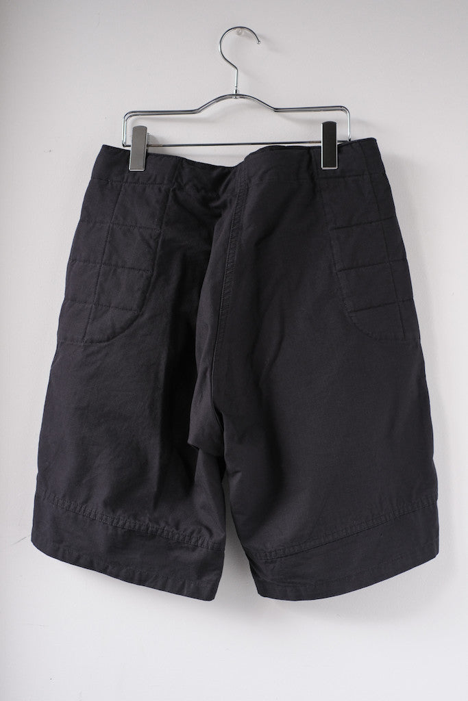 BLACK SIGN SIDE PADDED ATHLETIC SHORTS