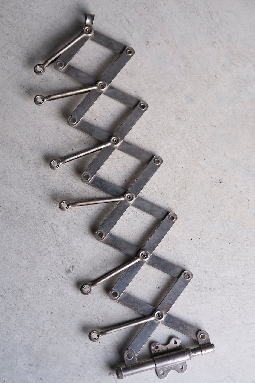 EXTENSION GARMENT HANGER "HOOD" NICKEL