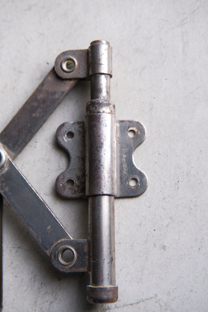 EXTENSION GARMENT HANGER "HOOD" NICKEL