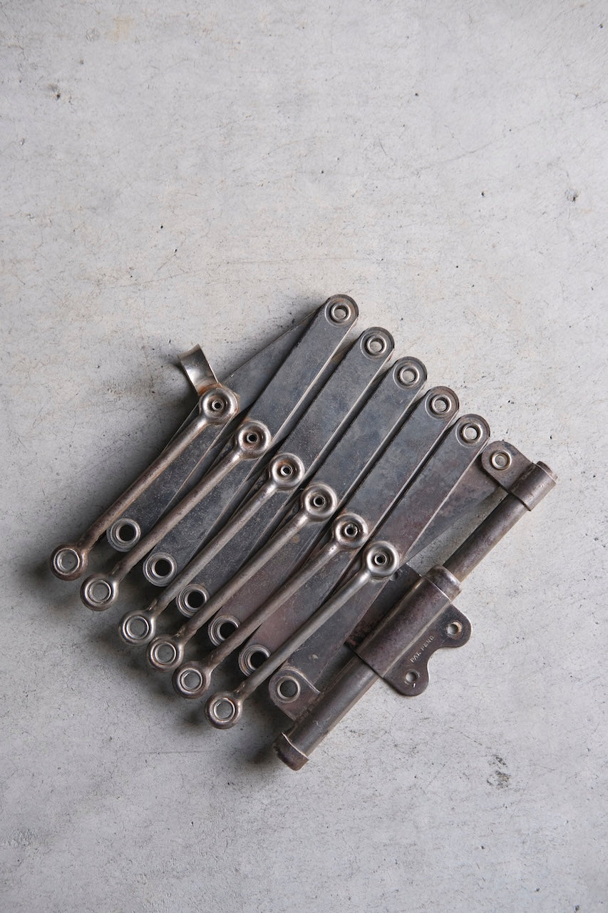 EXTENSION GARMENT HANGER "HOOD" NICKEL