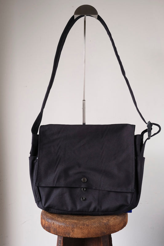 BLACK SIGN CHRONICLE BAG
