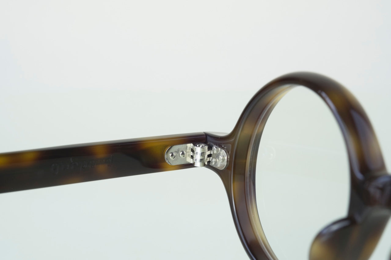 guepard GP-28 écaille jaune