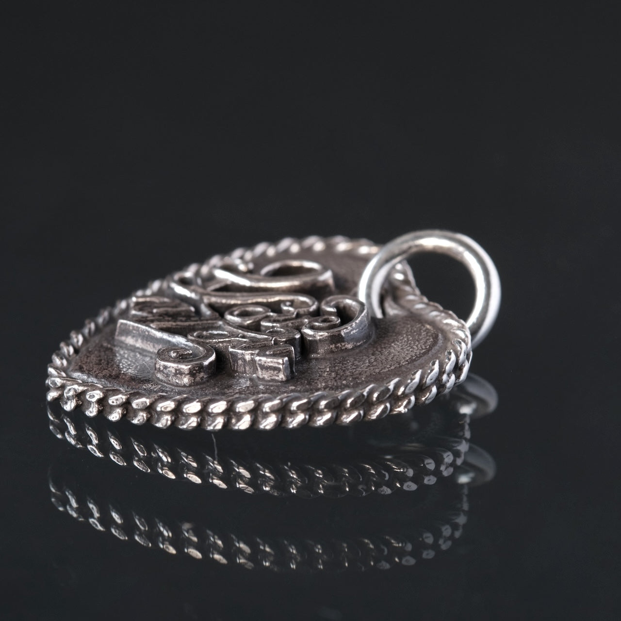 LYNCH SILVERSMITH CHAIN HEART