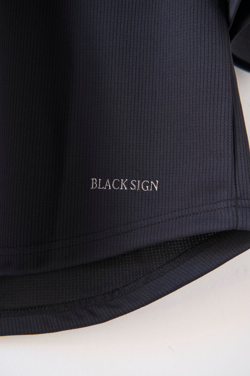 BLACK SIGN HIGH SPEC U-NECK SPORTSWEAR