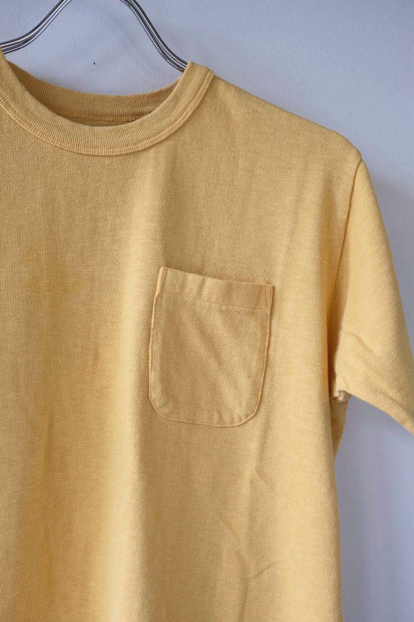 DEVISE FACTORY POCKET T-SHIRT MUSTARD