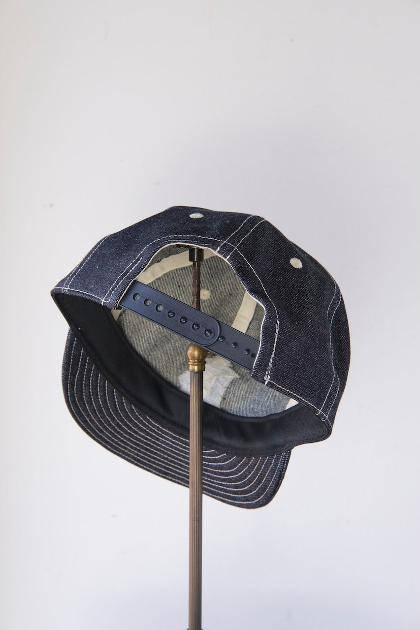BLACK SIGN BS TRUCKER CAP
