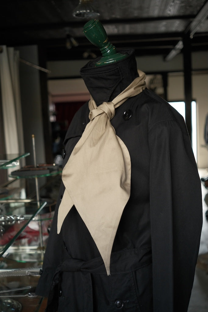 BLACK SIGN SOLDIER SCARF