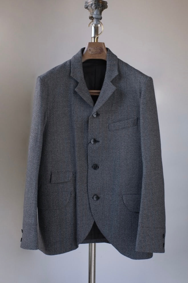 BLACK SIGN BUTLER SUITS GRAY STRIPE