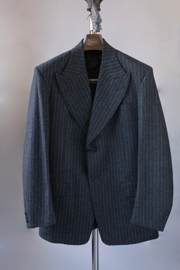 BLACK SIGN MAX SUITS GRAY FLANNEL