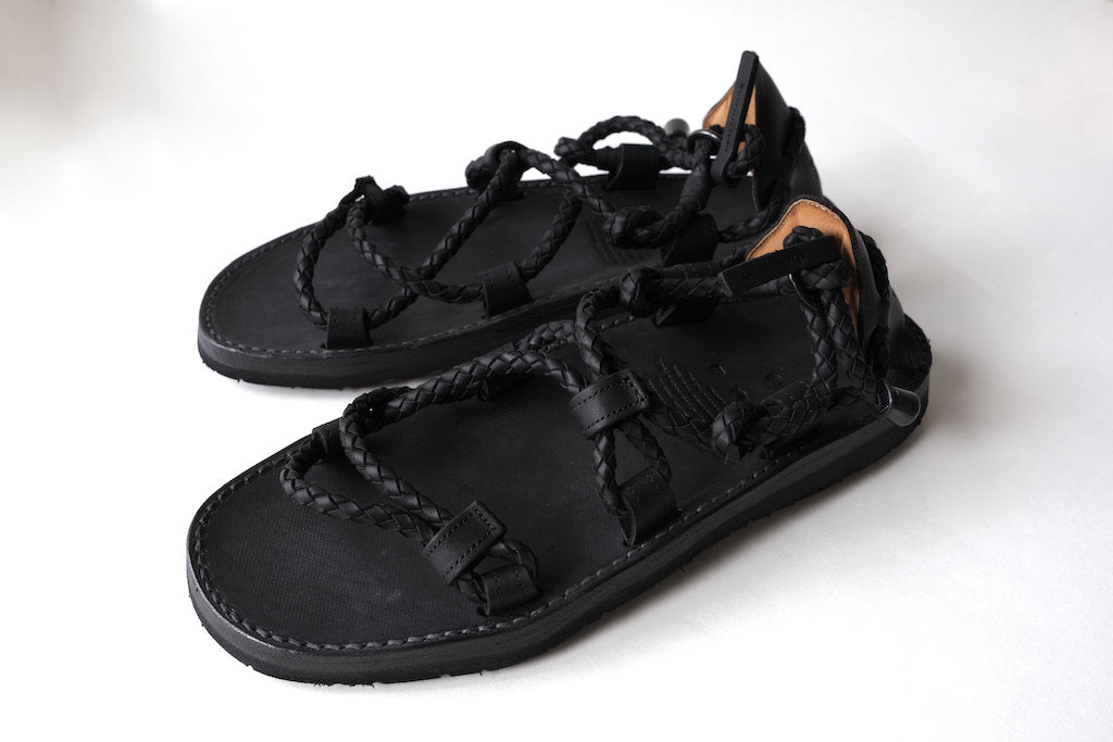 TOKYO SANDAL WARAJI SANDAL BLACK – grandguignol